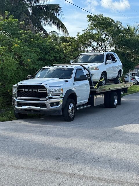 JUNK CARS HOLLYWOOD 754-777-3499